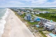 Top North Topsail Beach