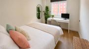 Salty Life · 2BR - Parking - 5min Walk to Beach