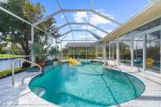 Waterfront Cape Coral Pool Villa I Gulf Access I Kayaks