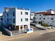 Top Paralimni