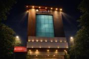 Qotel Express Sandberry Prashant Vihar