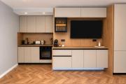 Modern & Stylish 1BD City Retreat with Balcony by Flat Manаger