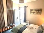 The Bean Apartment -Private 2 bedroom apartment