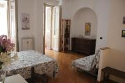 Golden Rome Studio Apartment
