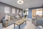 Poolside Fun! Waterfront Gem Near San Marco Square