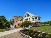 Top Emerald Isle