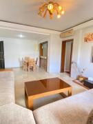 Beautiful 2 Bedroom apartment in the Marina