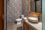 Tropical Retreat - Pool - Mins to beach - Room 1