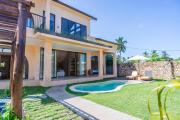 Villa Kali Maa Stylish 3BR 5 Min Walk to Beach