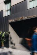 Uma House by Yurbban Trafalgar