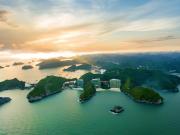 Phòng Deluxe View Biển Flamingo Cát Bà