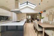 Top Mill Hill