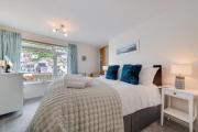 Top Looe