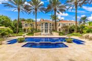 Luxurious 8-Bedroom Holiday House with Private Pool in Son Vida