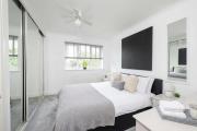 Comfortable 2 Bedroom Home with Parking in Taunton