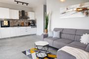 Sea Sun Slatine with 2 bedrooms and pool, near beach