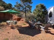 Cozy Hualapai Mountain Escape Firepit Trails and Stars