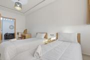 White Majorelle Azul