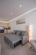 Top Paralimni