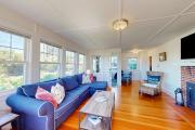 Top West Yarmouth