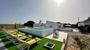 Villa Casa do Monte Private Pool near Galé Beach for 8 Guests, Albufeira