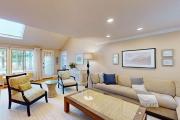 Top Mashpee