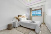 White Majorelle Horizon