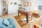Top Kitty Hawk