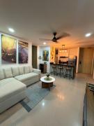Amplio y Lujoso Apartamento - Vista al mar y Cerca al centro PISO ALTO