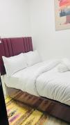 Phares Cozy 2BR with SQ in Westlands