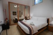 Comfort Room - Private bathroom - 100m from center