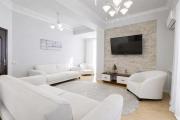 Central Landing Apartment