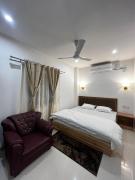 Swagat Guest House Walking distance from New LGBI Airport Terminal -2