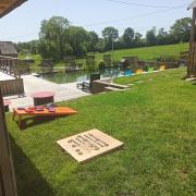 Maison 12 couchages, roulottes et piscine naturelle