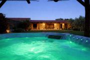 Holiday House with jacuzzi and sauna