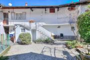 Il Cortiletto di Marina: Pet Friendly Garden Flat near Stresa - Happy Rentals