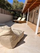 Top Amoudi