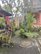Yumi House