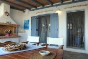 Top Aspro Chorio Paros