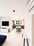 Modern 2BR Apartment with Private Parking in Limassol
