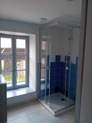 chambre 4 lits 2 salles de bain