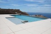 Top Houlakia