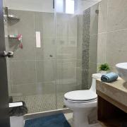 Modern 2BR 2BA Workspace Wifi Pools 24x7 Sec