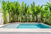 Eleven Villa - Spacious Stay with Huge Pool & Office Space