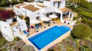Villa Limonero en Jávea con piscina privada y terraza by Family Homes