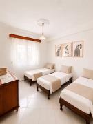 Sunny Stay, Plage & Attractions à 5 Min