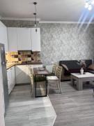 "Stylish Flat & Self Check-in"
