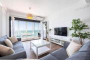 Olimpo BeachFront and Pool Apartment