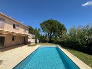 Villa 3 chambres avec piscine en Provence