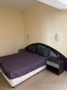 Green Park - Pool & Free Parking in Golden Sands
